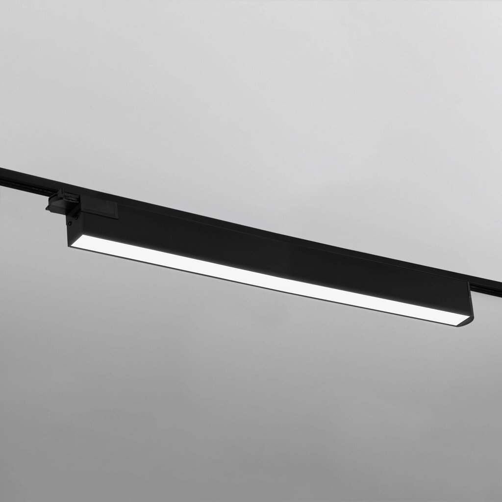 Трековый светодиодный светильник для трехфазного шинопровода X-Line черный матовый X-Line черный матовый 28W 4200K от компании ФЕРОСВЕТ - фото 1