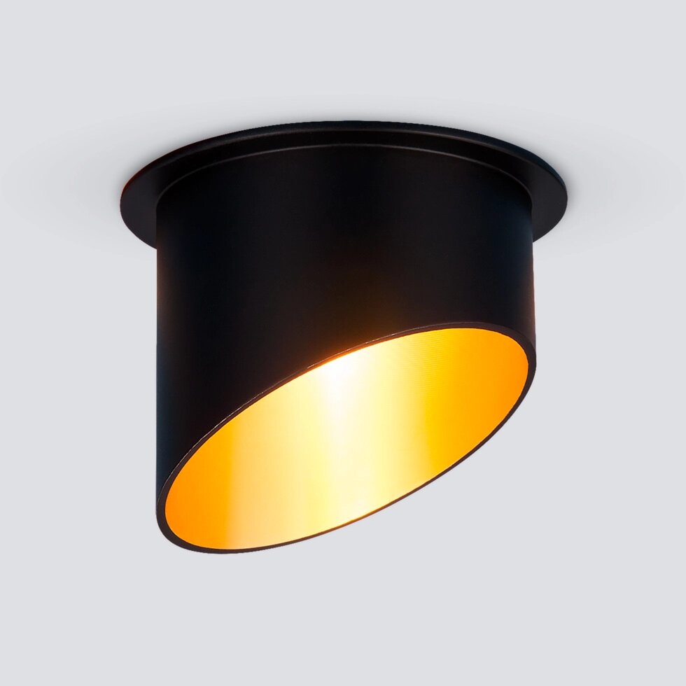 Встраиваемый точечный светильник 7005 MR16 BK/GD черный/золото от компании ФЕРОСВЕТ - фото 1
