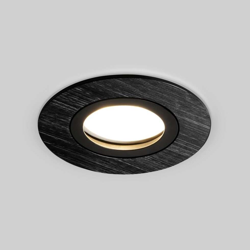 Встраиваемый точечный светильник черный 25001/01 от компании ФЕРОСВЕТ - фото 1