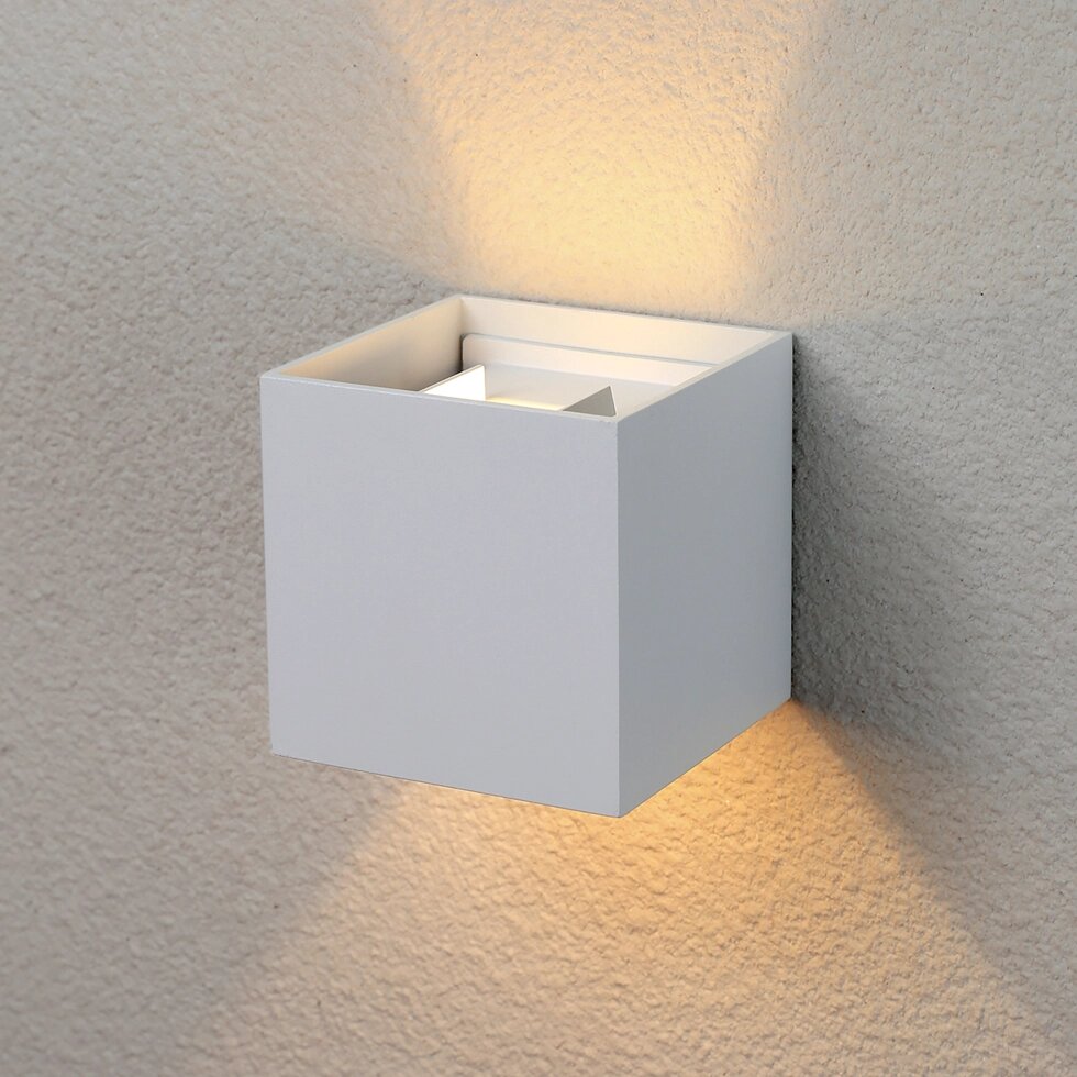 Winner белый уличный настенный светодиодный светильник 1548 TECHNO LED от компании ФЕРОСВЕТ - фото 1