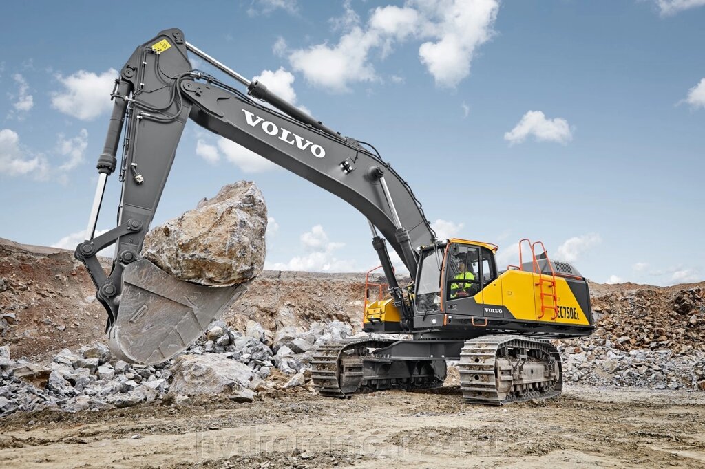 Гидронасос экскаватора VOLVO EC240С от компании Ремонтно-механическое предприятие ООО «Гермес» - фото 1