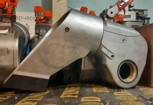 Торцевой гидравлический гайковерт 20 IBT / Болтинг-машина