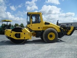 Ремонт грунтового катка Bomag BW 213 DH-4/P