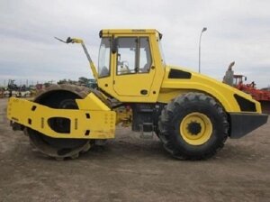 Ремонт грунтового катка Bomag BW 213 PDH-4