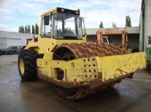 Ремонт грунтового катка Bomag BW 226 PDH-4