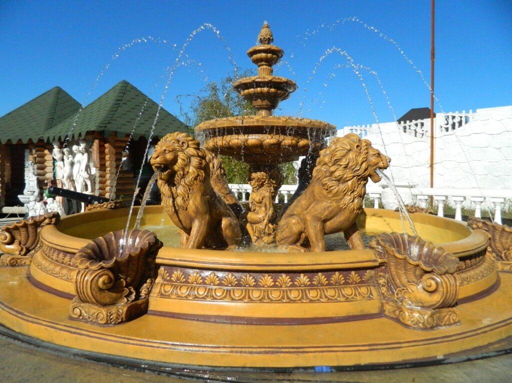 Бетонный большой садовый фонтан с бассейном для городских парков и санаториев в Краснодаре. Арт. 02 от компании КЭУ - фото 1