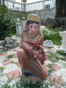 Уличная скульптура-Восточная девушка с кувшином. Арт. 260