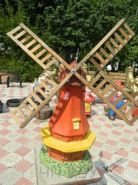 Садовая скульптура- Ветряная мельница для дома. Арт. 106 от компании КЭУ - фото 1