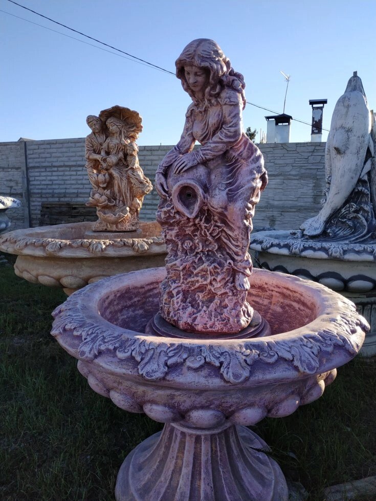 Садовый фонтан - Девушка с кувшином Милена. Арт.6713 от компании КЭУ - фото 1