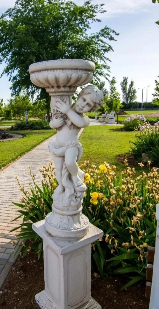 Скульптура-Мальчик и Девочка с вазой (пара) от компании КЭУ - фото 1