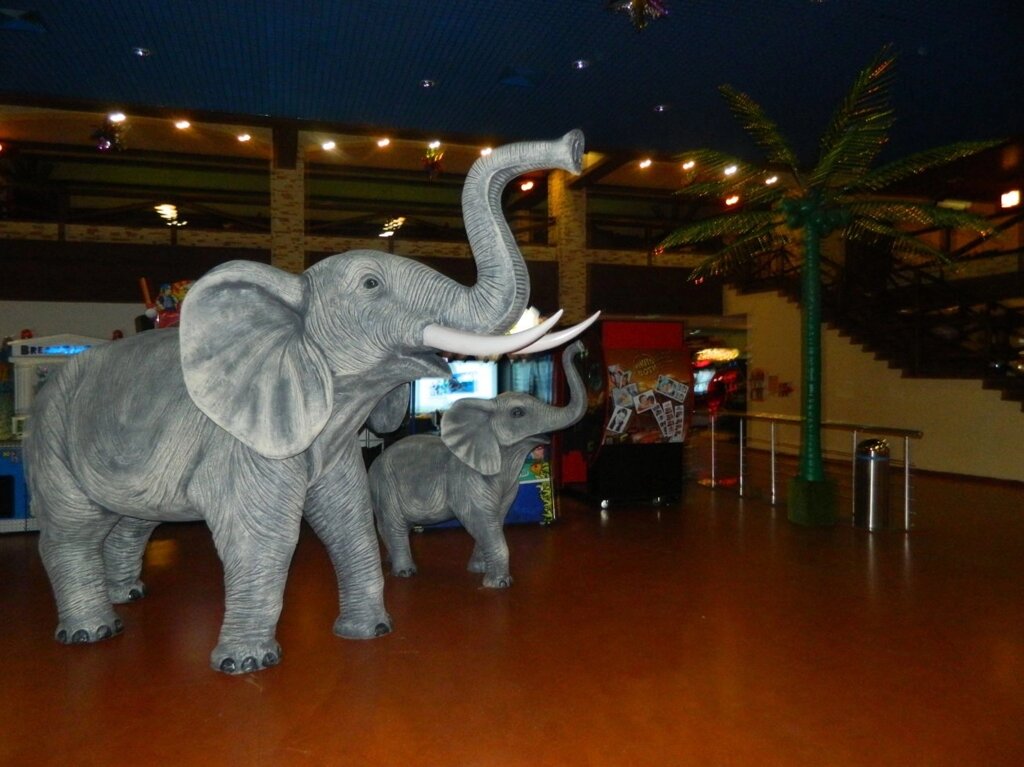 Скульптура садовая для парка - Слон -  в Москве ( стеклопластик). Арт. 13. от компании КЭУ - фото 1