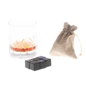 Камни для виски 6 кубиков из черного обсидиана / Лед многоразовый для охлаждения напитков/ Кубики для виски, пива,