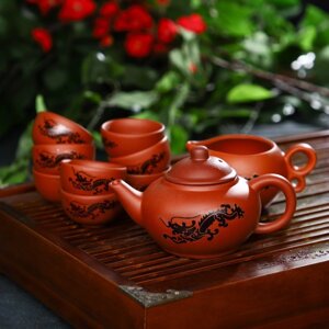 Набор для чайной церемонии керамический «Дракон», 10 предметов: 8 пиал 35 мл, чайник 200 мл, чахай 150 мл, цвет