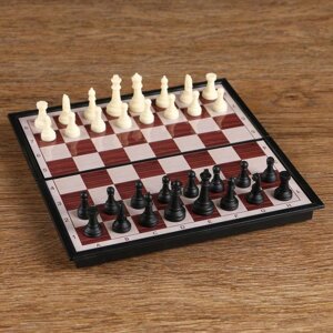 Шахматы магнитные "Классические", доска объемная, 18 х 18 см