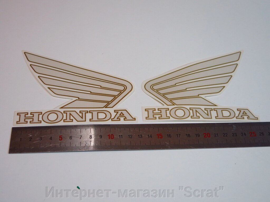 Наклейки на бак Honda белые крылья от компании Интернет-магазин "Scrat" - фото 1
