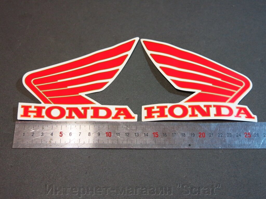 Наклейки на бак Honda красные крылья от компании Интернет-магазин "Scrat" - фото 1