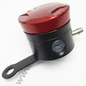 Бачок тормозной жидкости фрезерованный 25 см3 Accossato, черный/красный, горизонтальный штуцер