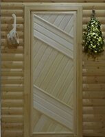 Двери  из дерева для дома и бани