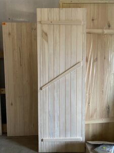 Дверь из осины на клиньях 700*1800 + коробка для бани (Ласточкин хвост)