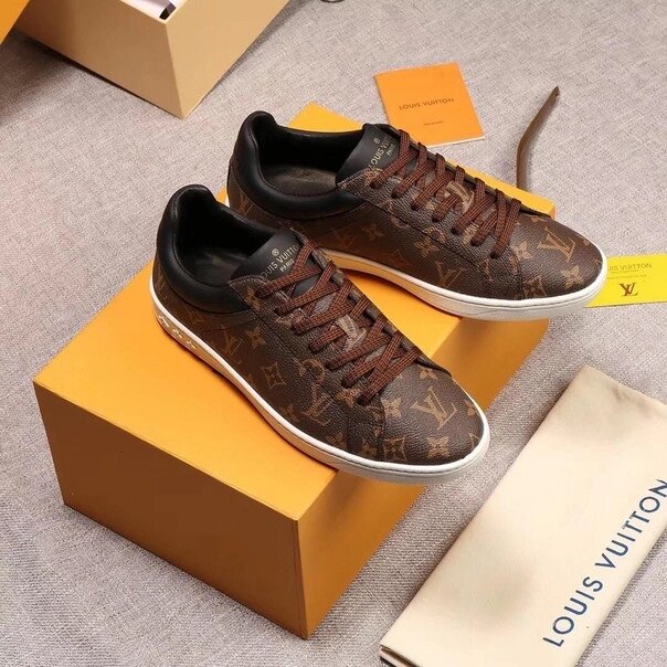 Кеды Louis Vuitton Luxembourg коричневый от компании Интернет Магазин брендовых сумок и обуви - фото 1