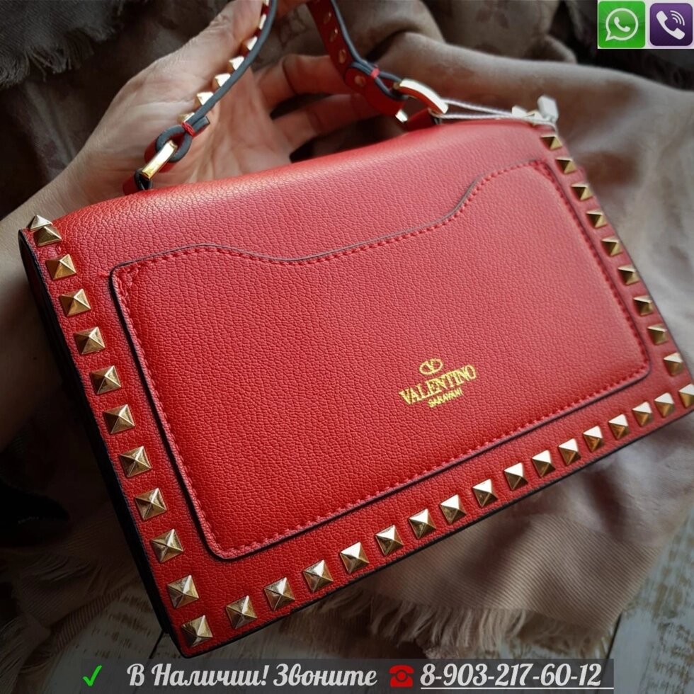 Клатч Valentino Garavani ROCKstud Валентино Красный от компании Интернет Магазин брендовых сумок и обуви - фото 1