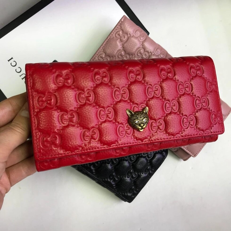 Кошелек Gucci GG вдавленное лого с кошкой Красный от компании Интернет Магазин брендовых сумок и обуви - фото 1