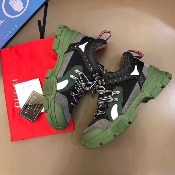 Кроссовки Gucci Flashtrek зеленые от компании Интернет Магазин брендовых сумок и обуви - фото 1