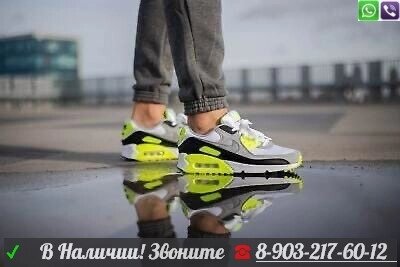 Кроссовки Nike Air Max 90 серые от компании Интернет Магазин брендовых сумок и обуви - фото 1