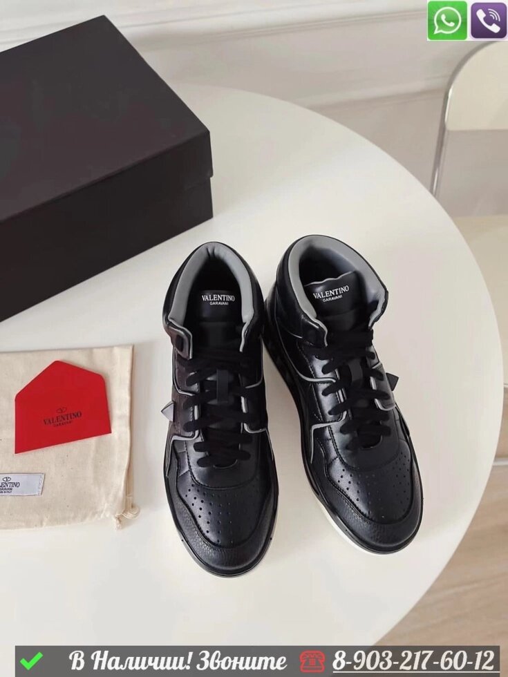 Кроссовки Valentino Rockstud черные от компании Интернет Магазин брендовых сумок и обуви - фото 1