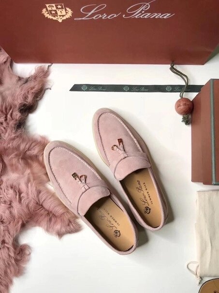 Лоферы Loro Piana Summer Charms Walk розовые от компании Интернет Магазин брендовых сумок и обуви - фото 1