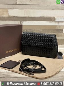 Сумка Bottega Veneta Боттега Венета  с ремнем через плечо