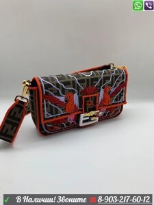 Сумка Fendi Baguette тканевая с вышивкой