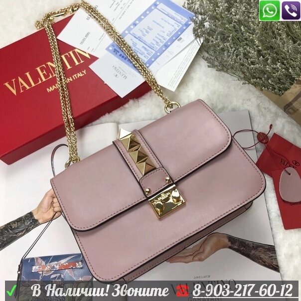 Valentino Garavani Glam Lock сумка Пудровый от компании Интернет Магазин брендовых сумок и обуви - фото 1