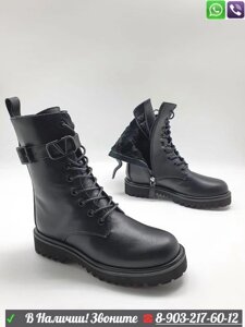 Зимние ботинки Valentino с пряжкой черные