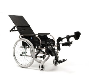 Кресло-коляска с углом наклона спинки и ортопедическими подножками Vermeiren V300 ( комп 30)