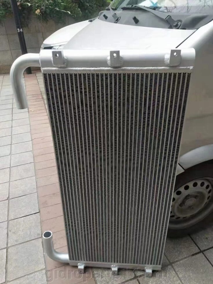 Радиатор HITACHI 4668379 (ZX170W-3/ ZX190W-3) от компании Гидравлические запчасти 161 - фото 1