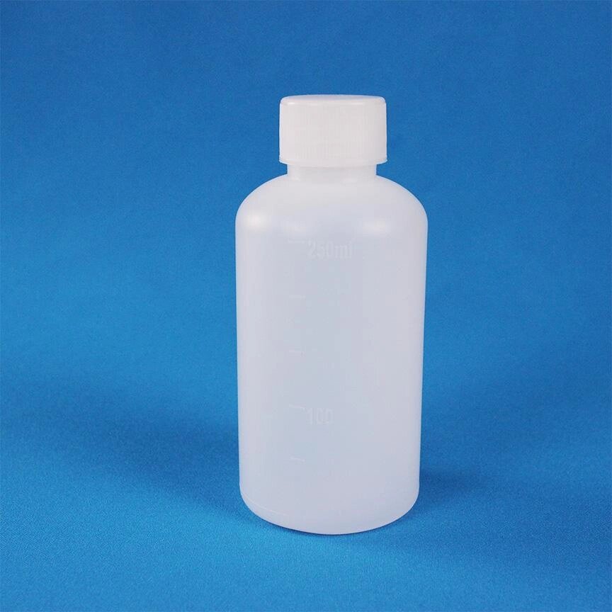 Бутылка из полиэтилена (ПЭ) 250 мл, с винтовой крышкой и прокладкой., 1 уп - 10 шт от компании Labdevices - Лабораторное оборудование и посуда - фото 1