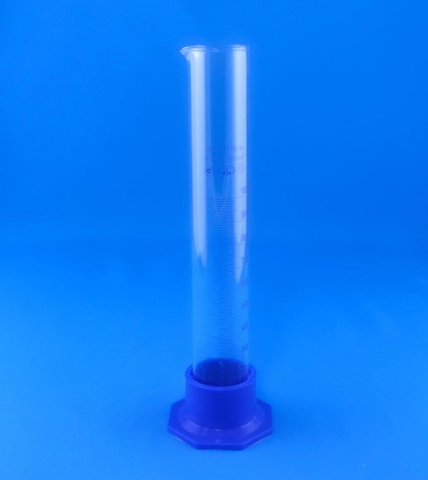 Цилиндр мерный, 3-100-2, 100 мл, с пластиковым основанием, с носиком от компании Labdevices - Лабораторное оборудование и посуда - фото 1