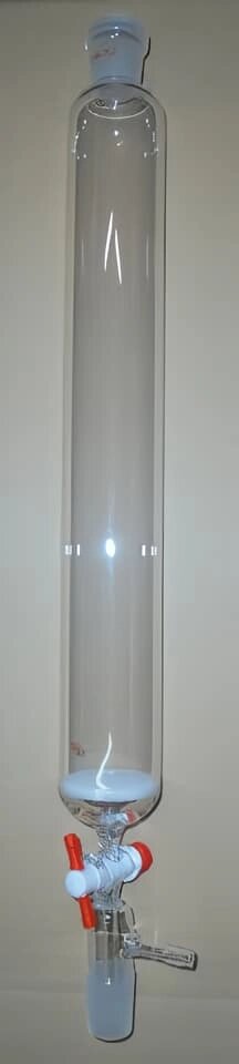 Хроматографическая колонка с отводом под вакуум, 300х40 мм, с PTFE краном, с фильтром ПОР 100, шлифы 29/32, 1 шт от компании Labdevices - Лабораторное оборудование и посуда - фото 1