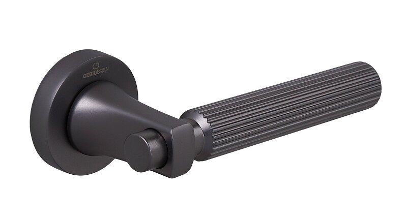 Ручки дверные CEBI JOON STRIPED (в полоску) цвет MP27 черный матовый никель от компании Салон-магазин дверной фурнитуры "CEBIDESIGN" - фото 1