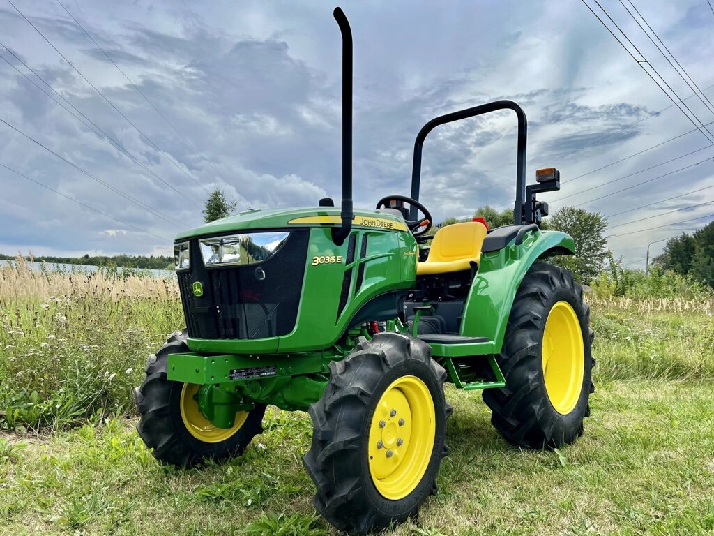 Минитрактор John Deere 3036 E от компании ПРОФТРАКТОР - Магазин тракторов и садовой техники - фото 1