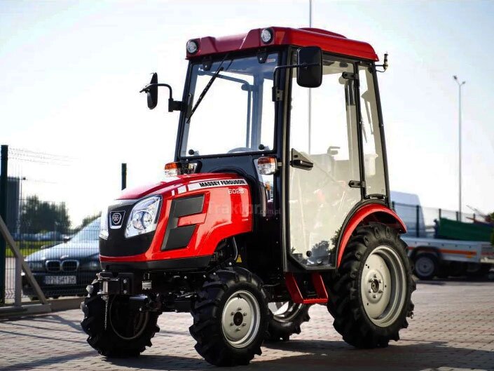 Минитрактор Massey Ferguson MF6028 от компании ПРОФТРАКТОР - Магазин тракторов и садовой техники - фото 1