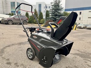 Снегоуборщик Briggs&Stratton 1022E