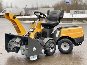 Снегоуборщик Stiga Park PRO 340 IX с снегоуборщиком для уборки снега