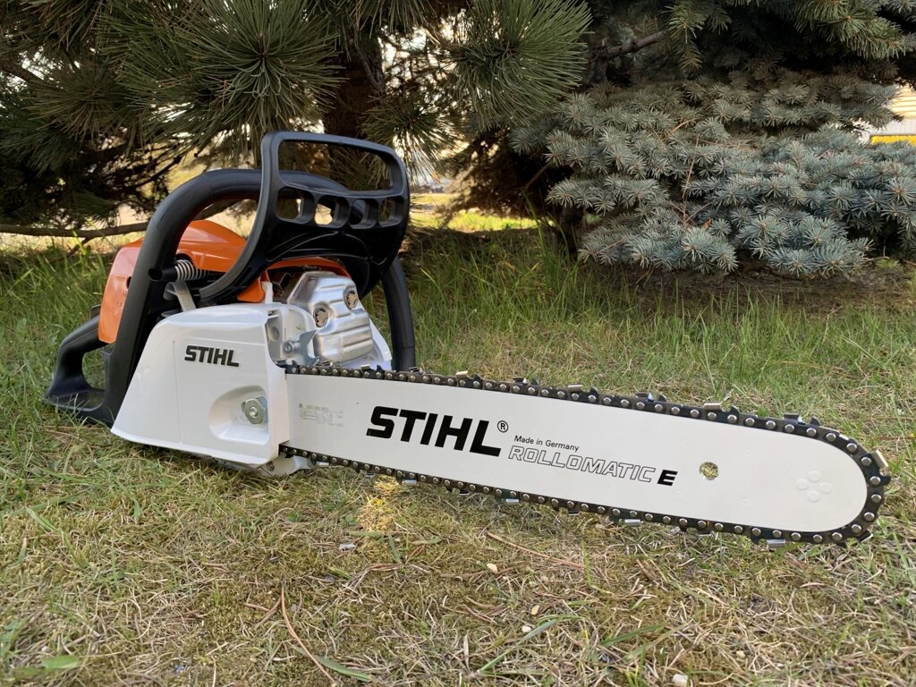 Пила бензиновая Stihl MS 211 14" от компании ПРОФТРАКТОР - Магазин тракторов и садовой техники - фото 1