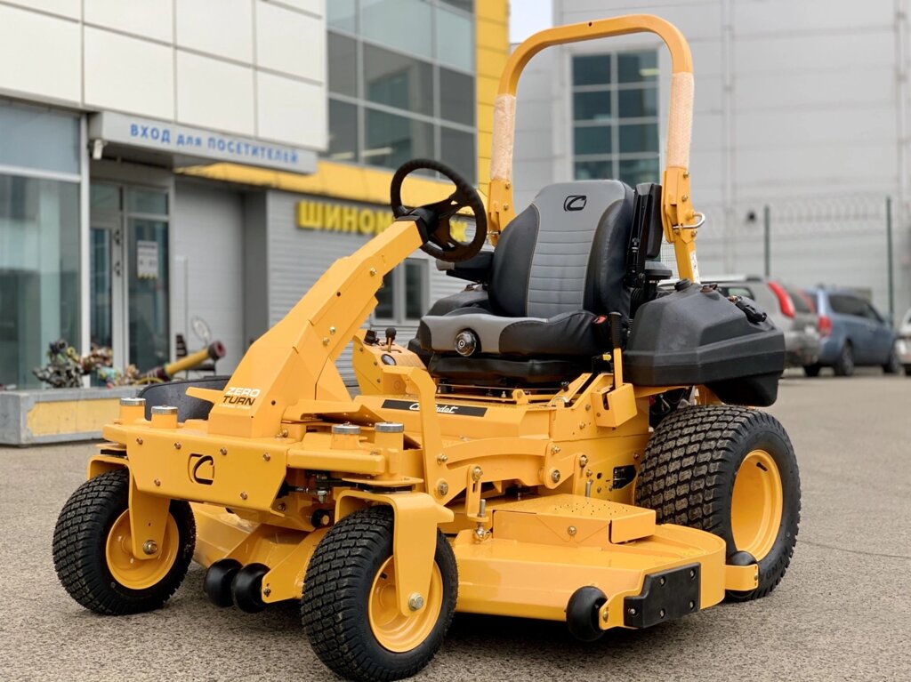 Райдер садовый Cub Cadet Z7 183 с нулевым разворотом от компании ПРОФТРАКТОР - Магазин тракторов и садовой техники - фото 1