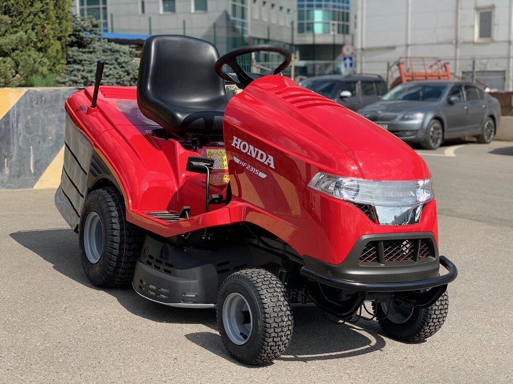 Садовый трактор Honda HF 2315 K3 от компании ПРОФТРАКТОР - Магазин тракторов и садовой техники - фото 1