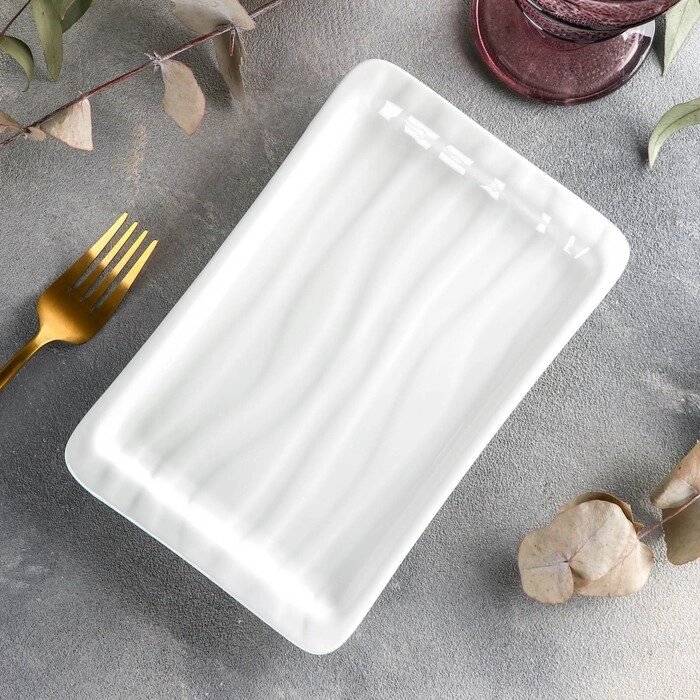 Блюдо фарфоровое Wilmax, 21,513,5 см, цвет белый от компании Интернет - магазин Flap - фото 1