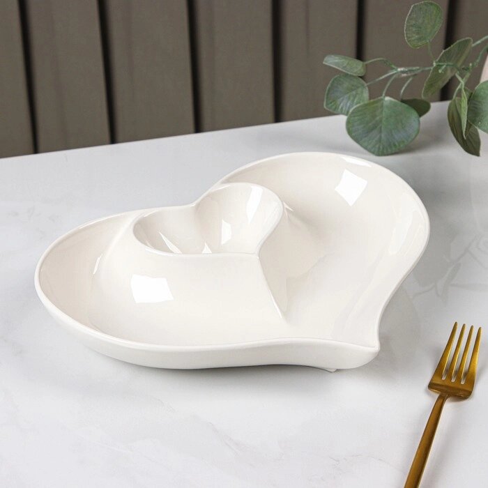 Блюдо керамическое с соусником «Сердце», 28224 см, цвет белый от компании Интернет - магазин Flap - фото 1