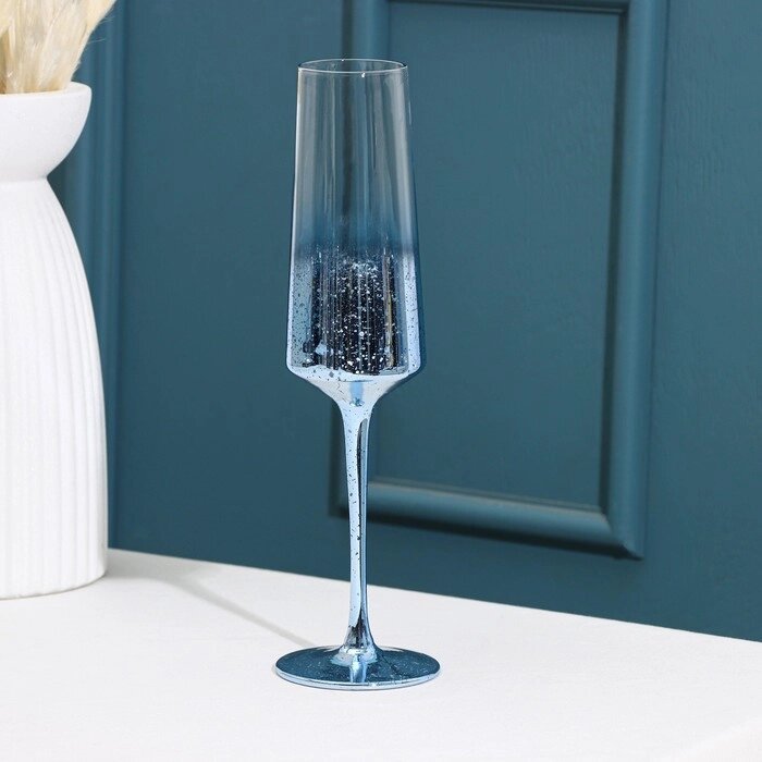 Бокал из стекла для шампанского Magistro «Мерцание», 190 мл, цвет синий от компании Интернет - магазин Flap - фото 1